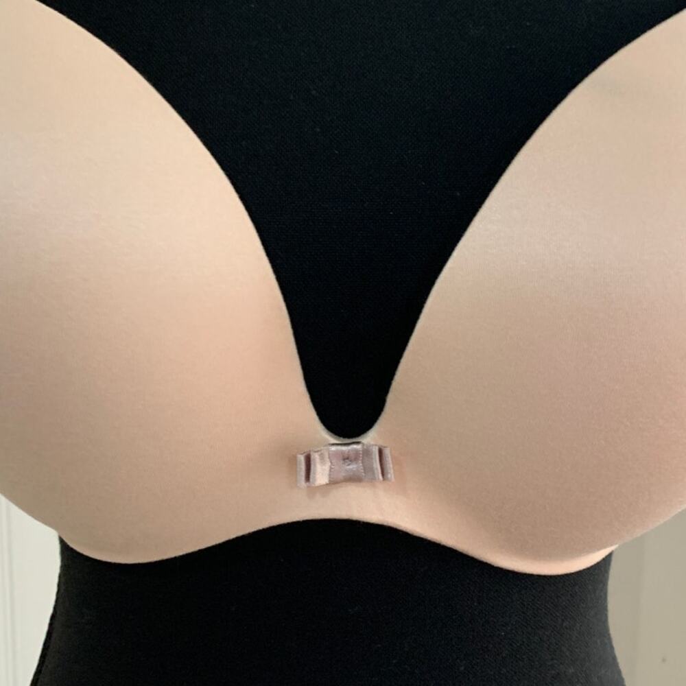 VICTORIA'S SECRET PLUNGE PADDED UNDERWIRE SMOOTH T-SHIRT BRA SOFT PINK 36DD - Picture 7 of 7